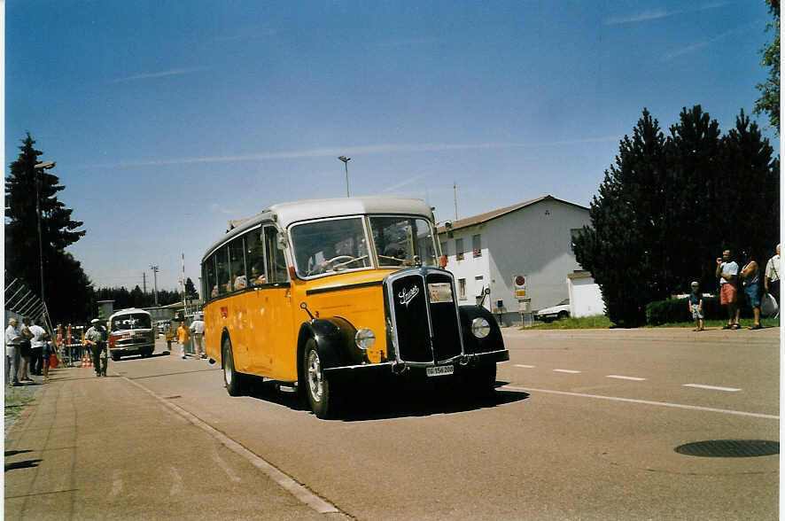 (060'926) - Greutmann, Dotnacht - TG 156'208 - Saurer/Saurer (ex P 23'106) am 21. Juni 2003 in Hinwil, AMP