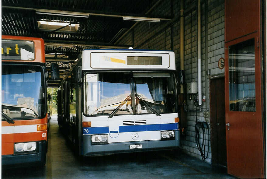 (061'122) - ZVB Zug - Nr. 73/ZG 46'073 - Mercedes/Hess am 21. Juni 2003 in Zug, Garage