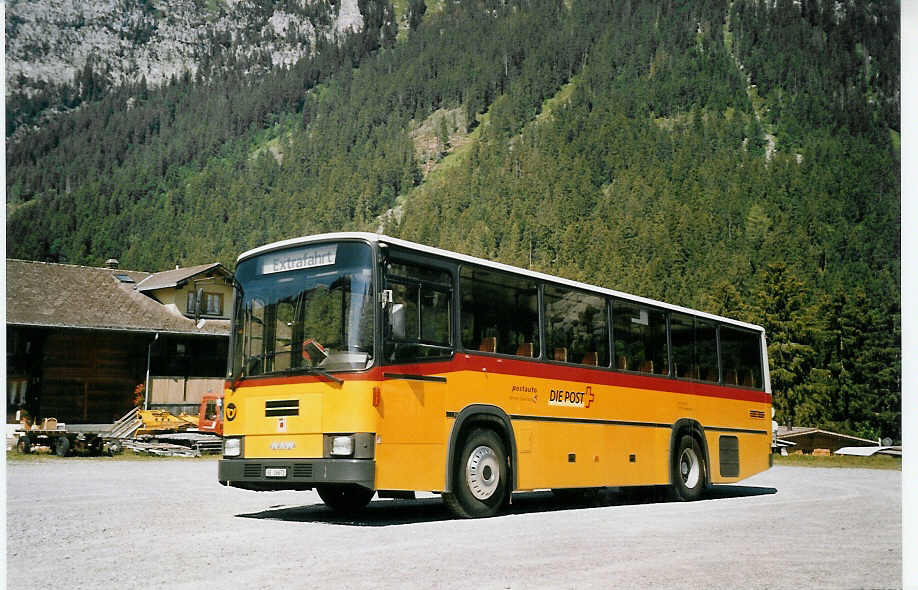 (061'531) - Spring, Schwenden - BE 26'672 - NAW/R&J am 14. Juli 2003 in Grimmialp, Parkplatz