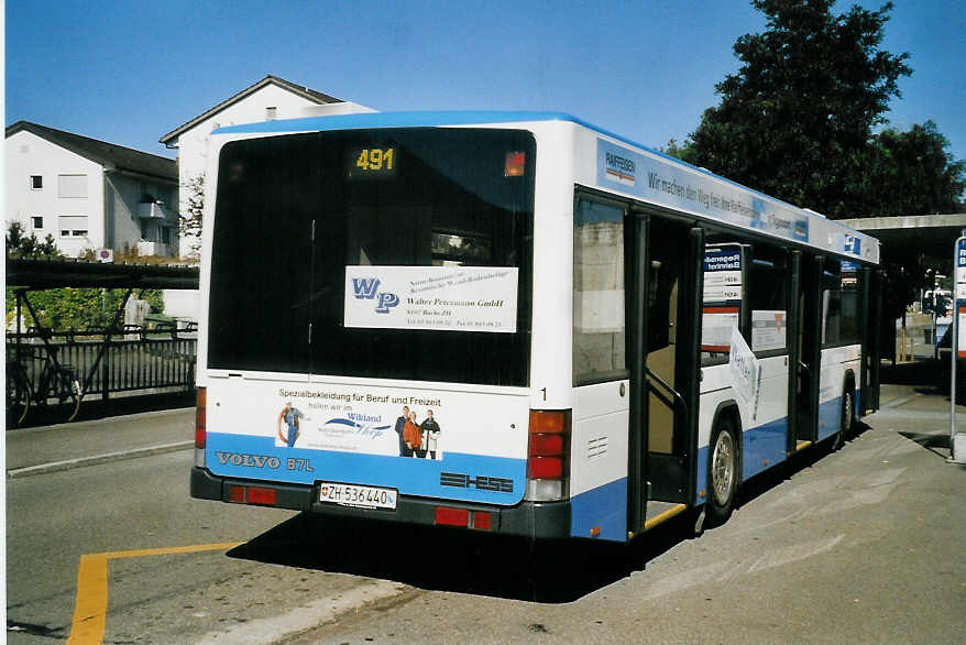 (061'626) - VBRF Regensdorf - Nr. 1/ZH 536'440 - Volvo/Hess am 19. Juli 2003 beim Bahnhof Regensdorf