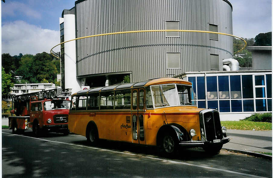 (064'009) - Stutz, Zufikon - AG 9798 U - Saurer/Lauber (ex Stutz, Baden; ex Stucki, Porrentruy) am 11. Oktober 2003 in Luzern, Verkehrshaus