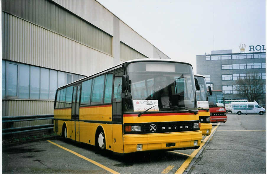 (064'411) - PTT-Regie - P 25'009 - Setra am 22. November 2003 in Biel, Rattinbus