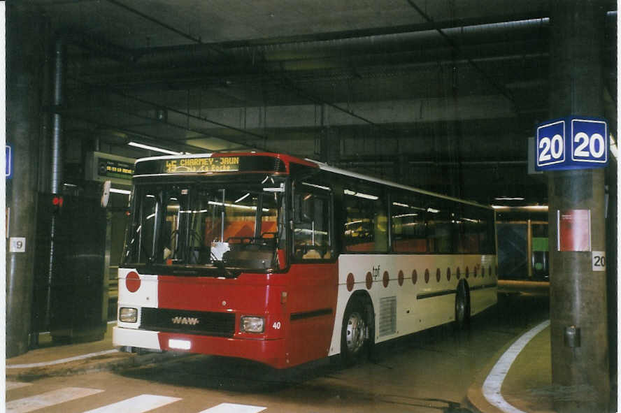 (066'108) - TPF Fribourg - Nr. 40/FR 300'315 - NAW/Hess (ex GFM Fribourg Nr. 40) am 21. Mrz 2004 in Fribourg, Busbahnhof