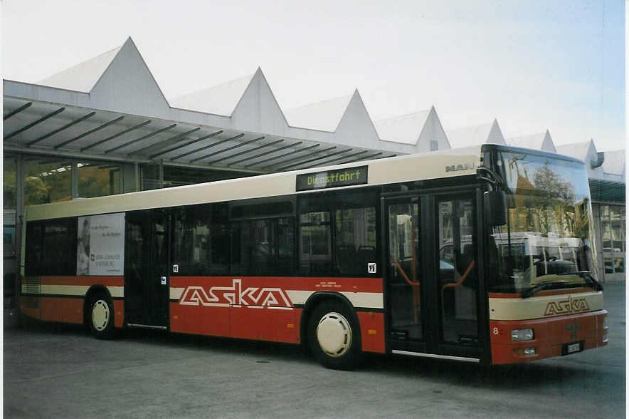 (066'501) - ASKA Aeschi - Nr. 8/BE 387'558 - MAN am 16. April 2004 in Thun, Garage STI