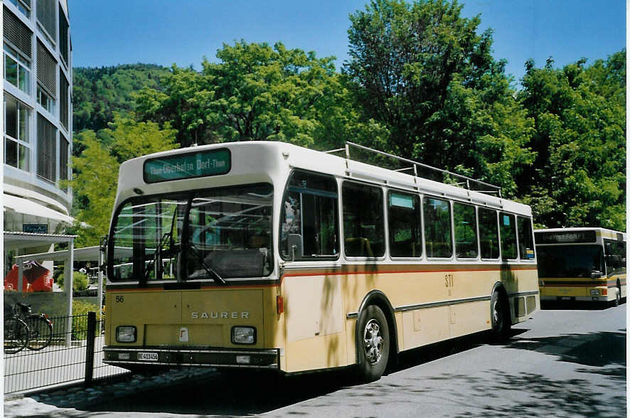 (067'614) - STI Thun - Nr. 56/BE 413'456 - Saurer/R&J am 18. Mai 2004 bei der Schifflndte Thun