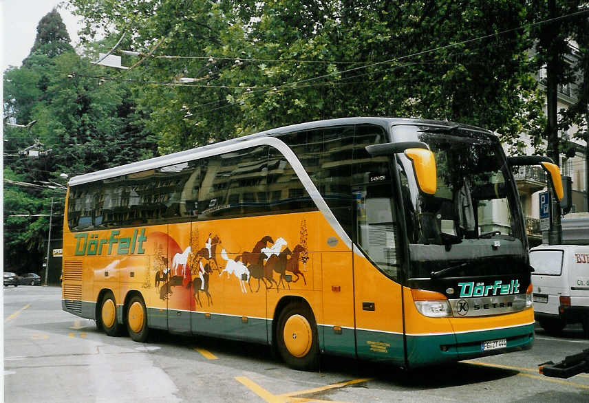 (069'103) - Aus Deutschland: Drfelt, Gahlenz - FG-ZT 444 - Setra am 8. Juli 2004 in Lausanne, Tunnel