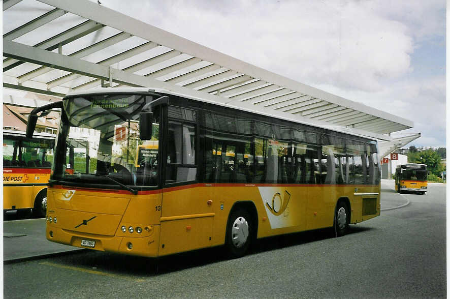 (069'323) - Tschannen, Zofingen - Nr. 13/AG 7684 - Volvo am 10. Juli 2004 beim Bahnhof Zofingen