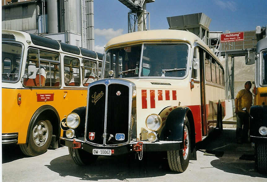 (070'418) - Imfeld, Sachseln - OW 10'062 - Saurer/Tscher (ex Ltscher, Neuheim) am 28. August 2004 in Niederbipp, Saurertreffen