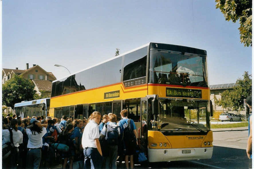 (070'706) - Wieland, Murten - FR 300'600 - Neoplan (ex Rey, Ayent; ex Ersatz- und Vorfhrfahrzeug) am 5. September 2004 in Burgdorf, Neumarkt