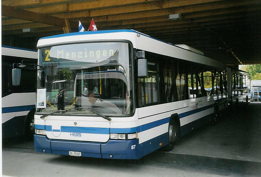 (070'830) - ZVB Zug - Nr. 87/ZG 70'187 - Scania/Hess am 11. September 2004 in Zug, Garage