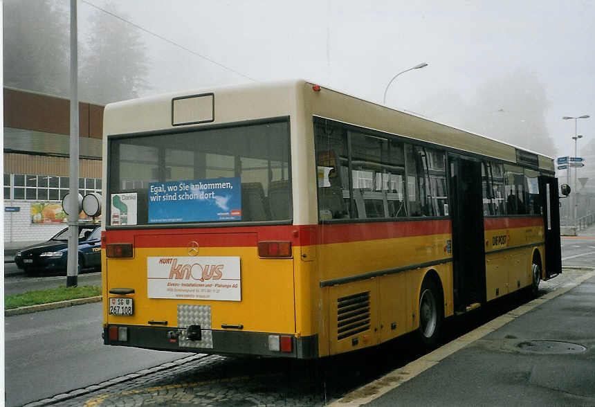 (072'022) - Schmidt, Jonschwil - SG 267'108 - Mercedes (ex Buner&Schmidt, Jonschwil) am 11. Oktober 2004 beim Bahnhof Herisau