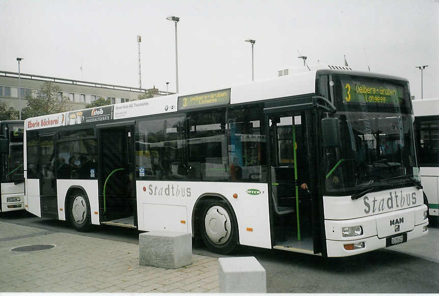 (072'123) - Wick, Wil - Nr. 7/SG 191'427 - MAN am 11. Oktober 2004 beim Bahnhof Wil