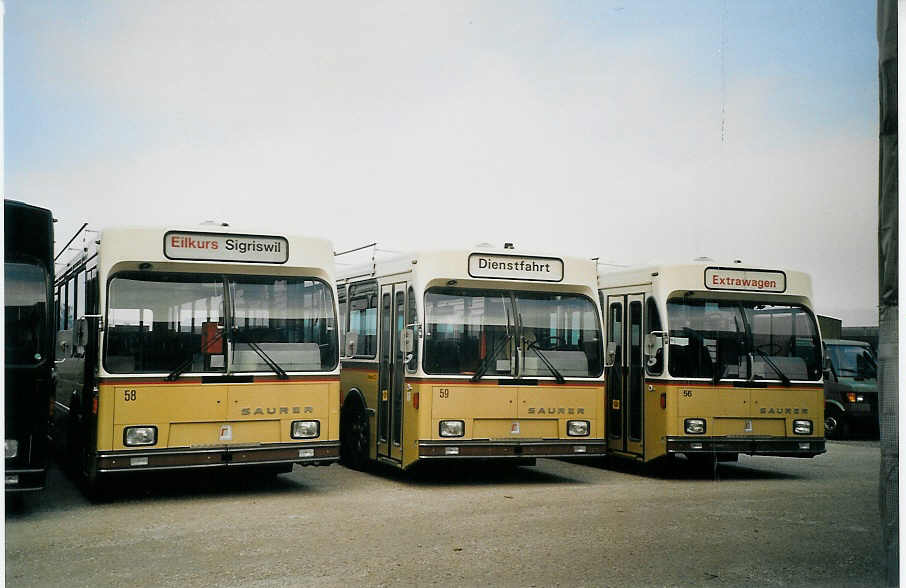 (073'212) - STI Thun - Nr. 58 + 59 + 56 - Saurer/R&J am 12. Dezember 2004 in Belp, ABAG