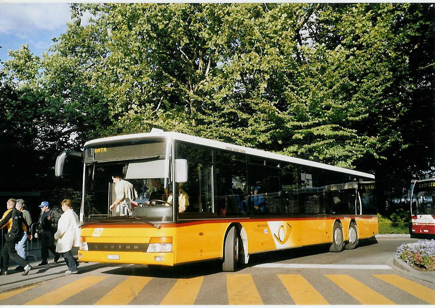 (07'325) - Bucheli, Kriens - Nr. 21/LU 15'010 - Setra am 21. August 2004 in Luzern, Inseli-P