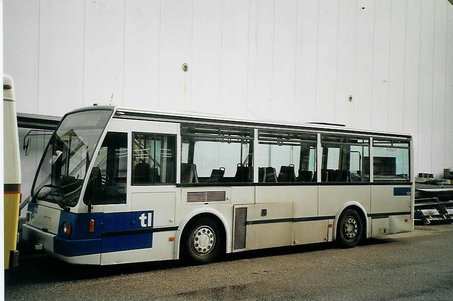 (073'703) - TL Lausanne - Nr. 131 - Van Hool am 3. Januar 2005 in Biel, BTR