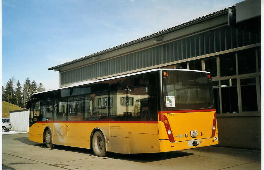 (073'928) - Burri, Teuffenthal - BE 60'582 - Van Hool am 9. Januar 2005 in Teuffenthal, Garage