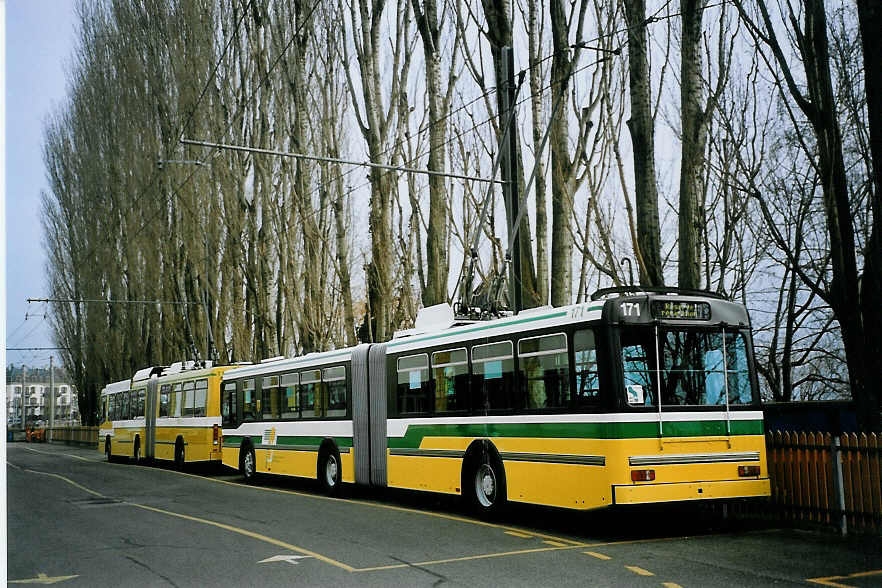 (074'119) - TN Neuchtel - Nr. 171 - FBW/Hess Gelenktrolleybus am 16. Januar 2005 in Neuchtel, Dpt