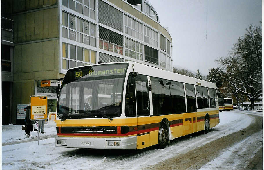 (074'334) - STI Thun - Nr. 8/BE 26'034 - Den Oudsten (ex TSG Blumenstein Nr. 8) am 24. Januar 2005 beim Bahnhof Thun