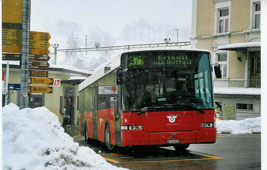 (074'804) - AAGK Koppigen - Nr. 8/BE 230'947 - Volvo/Hess am 21. Februar 2005 beim Bahnhof Huttwil