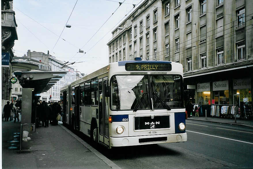 (075'130) - TL Lausanne - Nr. 464/VD 1336 - MAN/Lauber am 24. Februar 2005 in Lausanne, Bel-Air