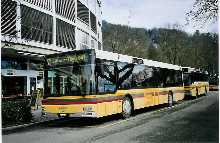 (075'626) - STI Thun - Nr. 99/BE 577'099 - MAN am 8. Mrz 2005 bei der Schifflndte Thun