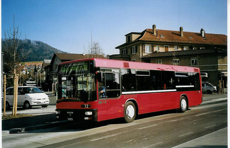 (075'719) - Peyer, Niederwangen - Nr. 72/BE 122'003 - MAN/Gppel am 20. Mrz 2005 in Kniz, Brhlplatz