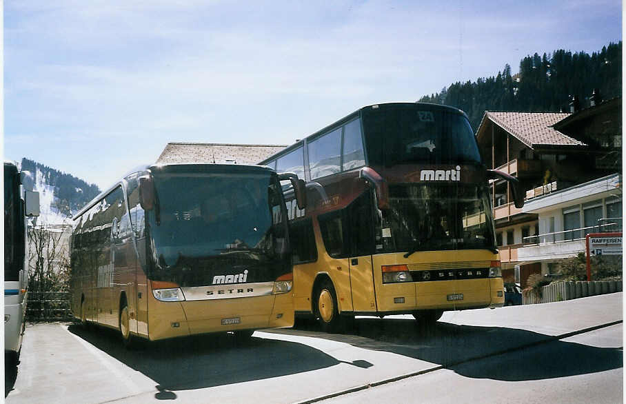 (075'925) - Marti, Kallnach - Nr. 15/BE 572'215 - Setra am 3. April 2005 in Adelboden, Landstrasse