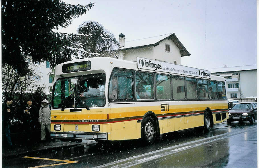 (076'022) - STI Thun - Nr. 52/BE 396'552 - Saurer/R&J am 9. April 2005 in Thun, Pfarrhausweg