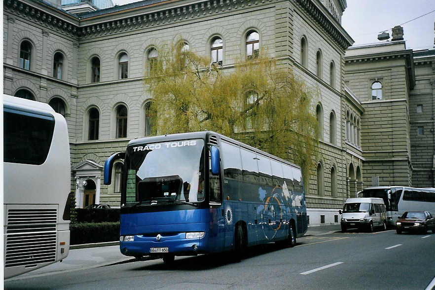 (076'133) - Aus Deutschland: Traco Tours - GG-TT 650 - Renault am 16. April 2005 in Bern, Bundeshaus