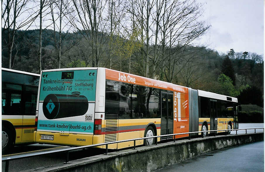 (076'215) - STI Thun - Nr. 107/BE 521'107 - MAN am 19. April 2005 bei der Schifflndte Thun