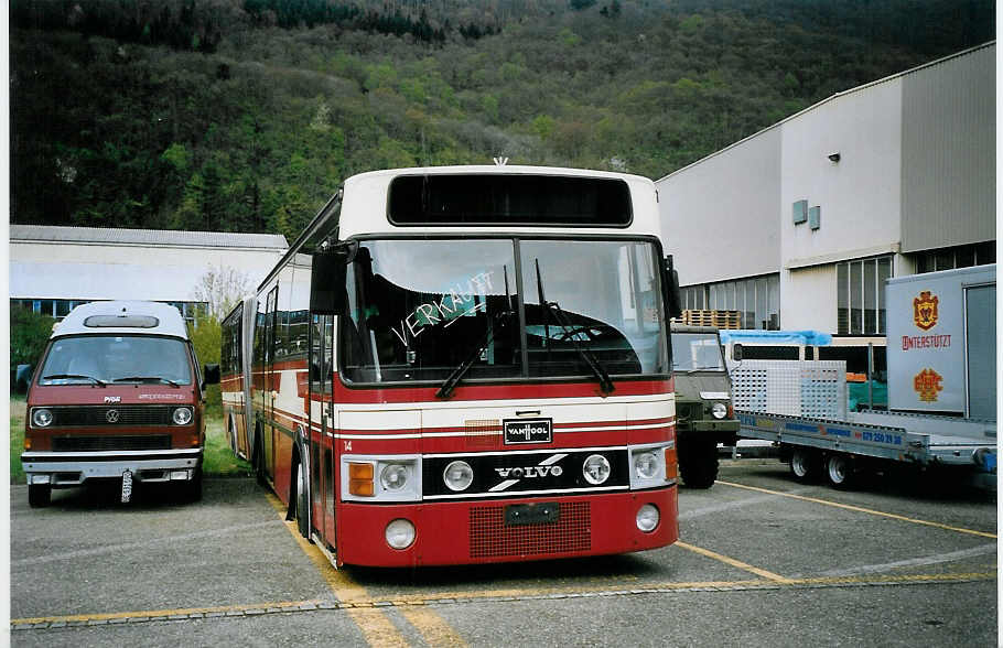 (076'315) - ARAG Ruswil - Nr. 14 - Volvo/Van Hool am 23. April 2005 in Biel, Rattinbus