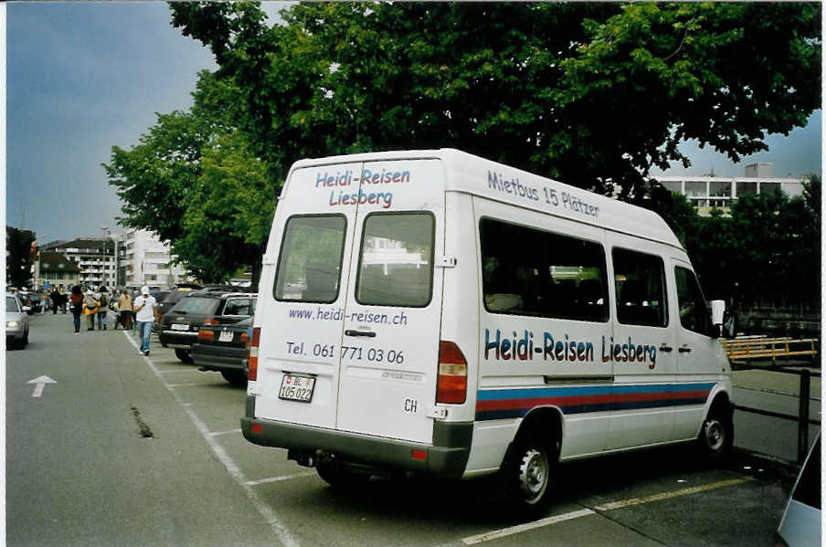 (076'621) - Heidi, Liesberg - BL 105'022 - Mercedes am 21. Mai 2005 in Thun, Rosenau