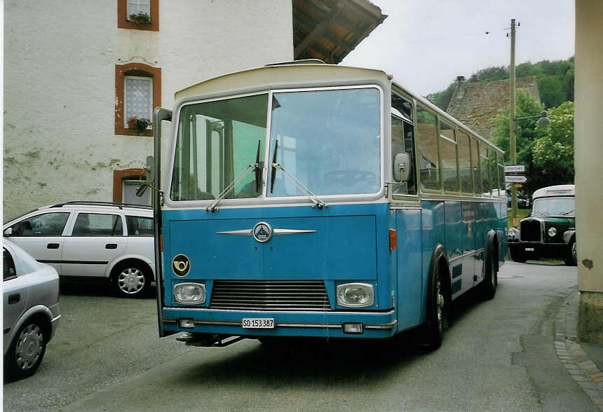 (077'236) - Ludwig, Breitenbach - Nr. 3/SO 153'387 - Saurer/R&J (ex Mahr, Benken; ex Altherr, Nesslau; ex AWA Amden Nr. 3) am 5. Juni 2005 in Titterten, Dorfstrasse