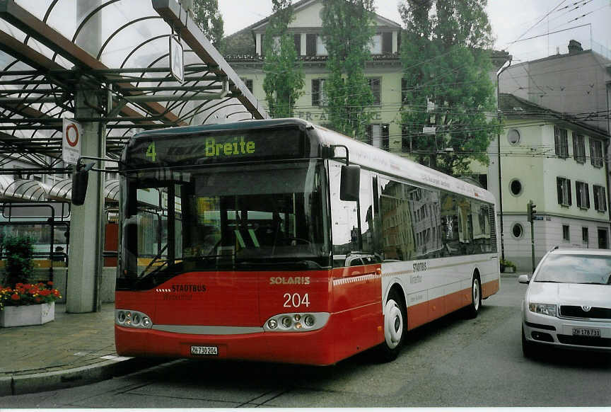 (077'525) - SW Winterthur - Nr. 204/ZH 730'204 - Solaris am 18. Juni 2005 beim Hauptbahnhof Winterthur