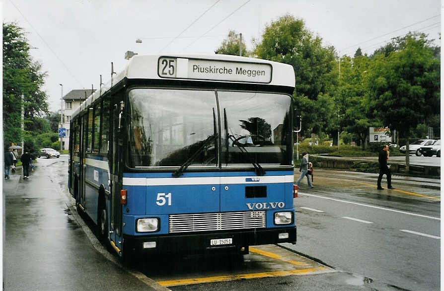 (078'407) - VBL Luzern - Nr. 51/LU 15'051 - Volvo/Hess am 11. Juli 2005 in Luzern, Brelstrasse