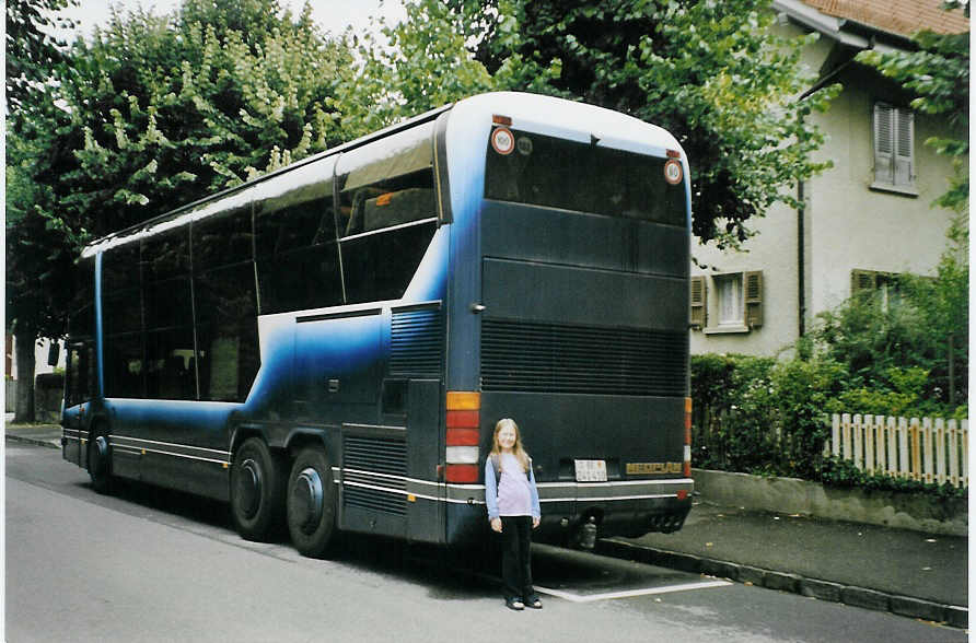 (079'107) - Portmann, Scheuren - BE 241'410 - Neoplan am 25. Juli 2005 in Thun, Waisenhausstrasse