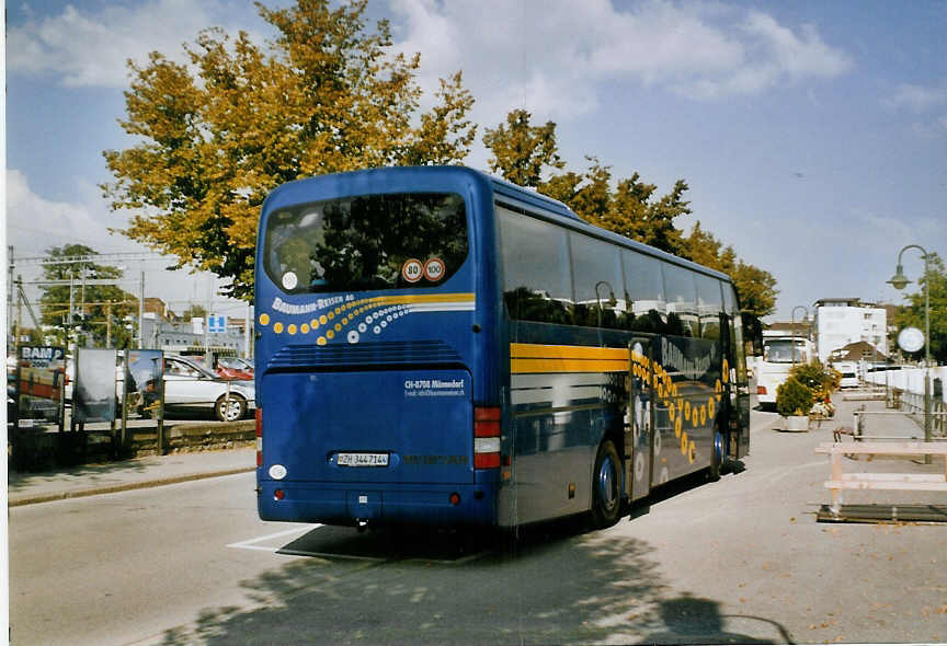 (080'325) - Baumann, Mnnedorf - ZH 344'714 - Neoplan am 5. September 2005 bei der Schifflndte Thun