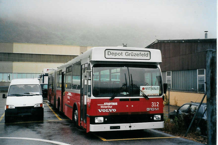 (081'016) - SW Winterthur - Nr. 312 - Volvo/Hess am 19. Oktober 2005 in Biel, Rattinbus