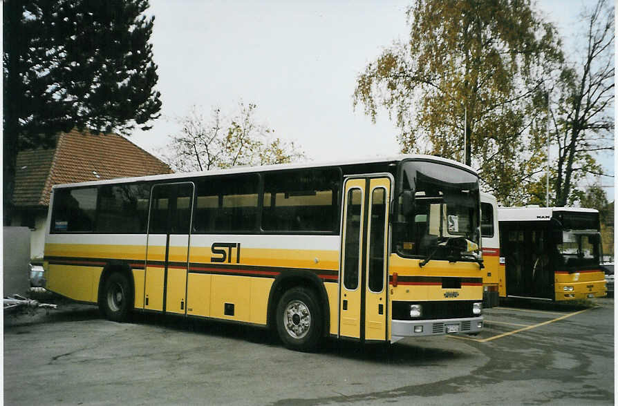 (081'519) - Engeloch, Riggisberg - Nr. 6/BE 447'403 - NAW/R&J (ex STI Thun Nr. 5; ex ATGH Heiligenschwendi Nr. 5) am 14. November 2005 in Riggisberg, Garage