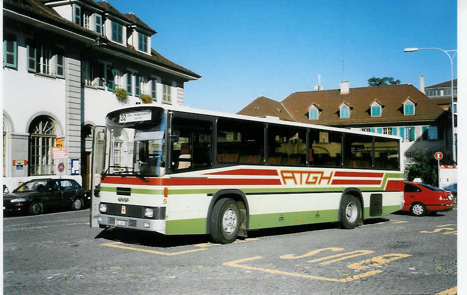 (25'908) - ATGH Heiligenschwendi - Nr. 5/BE 26'906 - NAW/R&J am 31. August 1998 beim Bahnhof Thun 