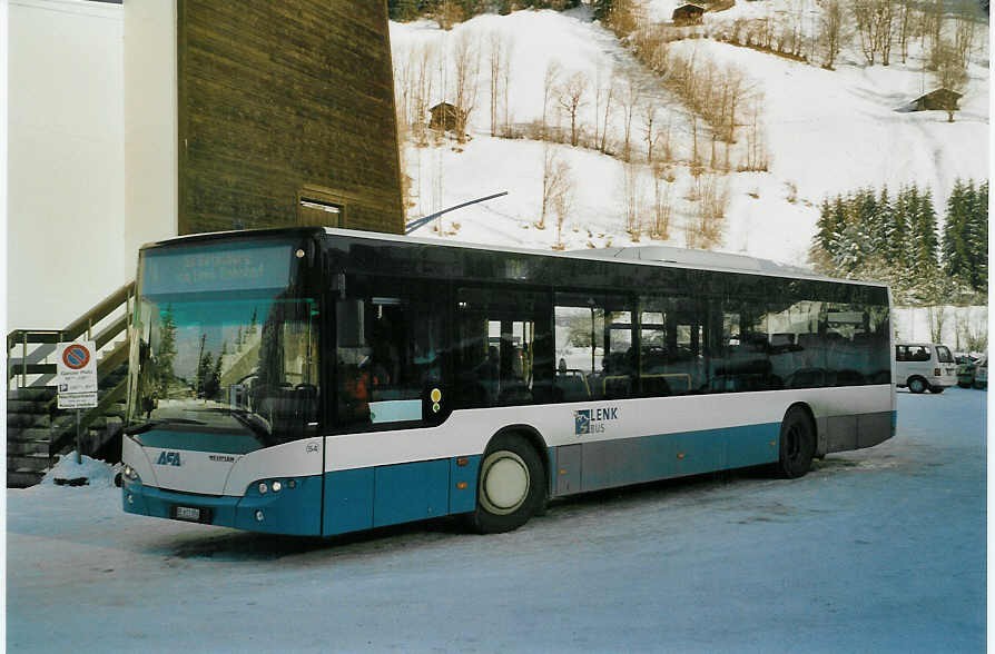 (082'109) - AFA Adelboden - Nr. 54/BE 611'056 - Neoplan (ex VBZ Zrich Nr. 243) am 26. Dezember 2005 in Lenk, Metschbahnen