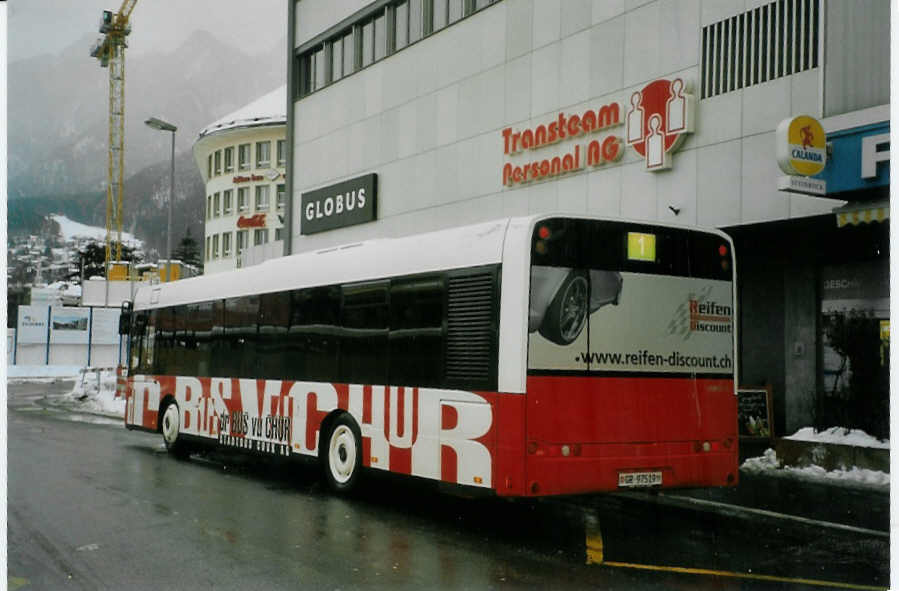 (082'321) - SBC Chur - Nr. 19/GR 97'519 - Solaris am 1. Januar 2006 beim Bahnhof Chur