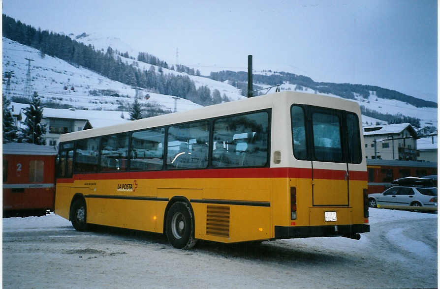 (082'420) - PostAuto Graubnden - GR 102'341 - NAW/Hess (ex P 24'457) am 1. Januar 2006 beim Bahnhof Scuol-Tarasp