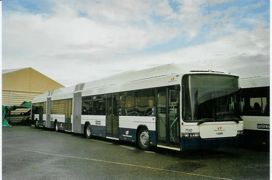 (084'123) - TPG Genve - Nr. 790 - Hess/Hess Doppelgelenktrolleybus am 2. April 2006 in Bellach, Hess