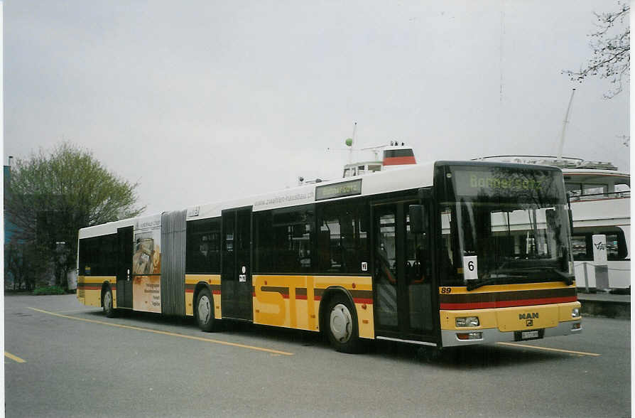 (084'407) - STI Thun - Nr. 89/BE 572'089 - MAN am 29. April 2006 bei der Schifflndte Thun