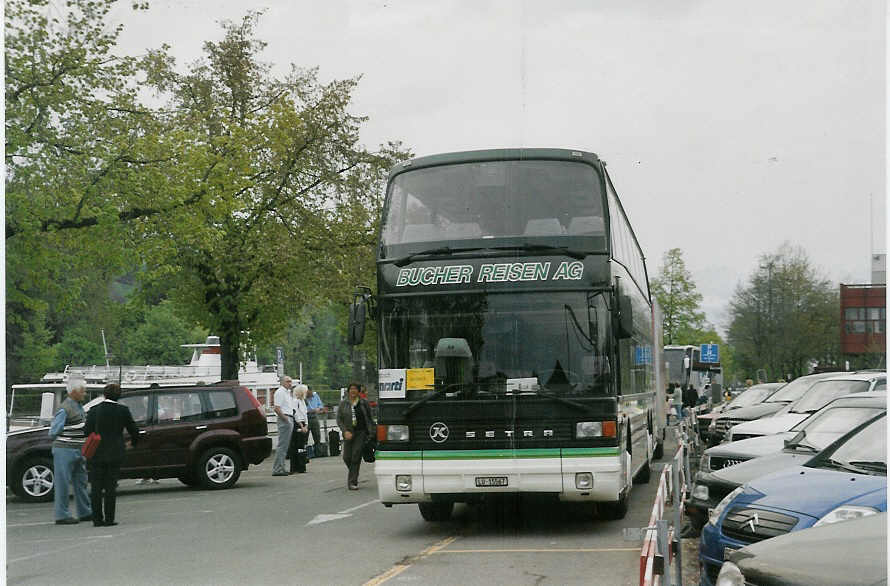 (084'621) - Bucher, Luzern - LU 15'567 - Setra am 5. Mai 2006 in Thun, CarTerminal