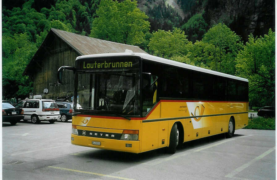 (085'424) - Schmocker, Stechelberg - Nr. 1/BE 476'514 - Setra am 21. Mai 2006 in Stechelberg, Hotel