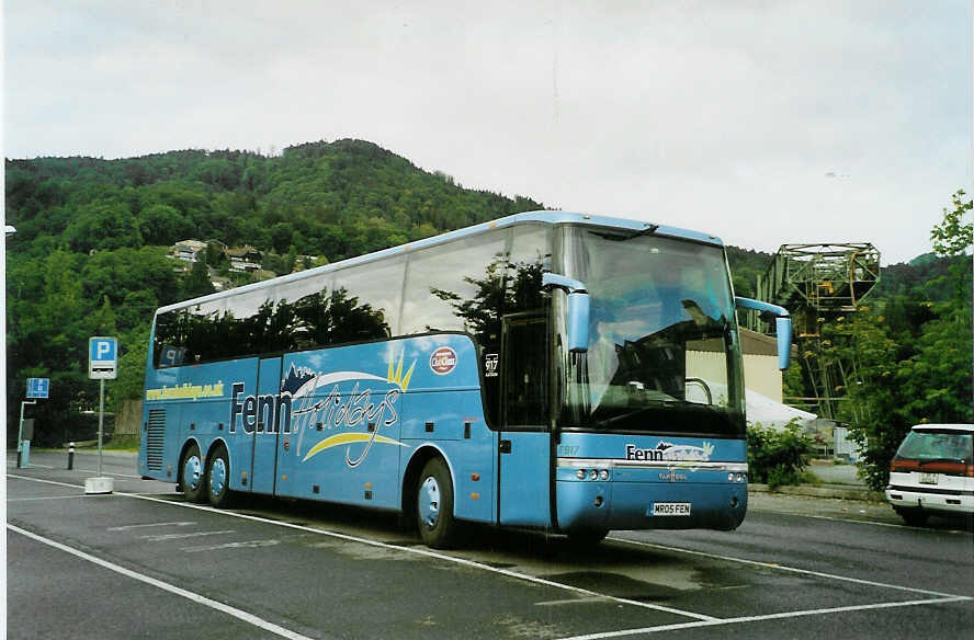 (085'808) - Aus England: Fenn, March - MR05 FEN - Van Hool am 31. Mai 2006 in Thun, Seestrasse