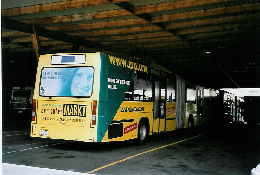 (086'721) - ZVB Zug - Nr. 70/ZG 46'070 - Mercedes/Hess am 18. Juni 2006 in Zug, Garage