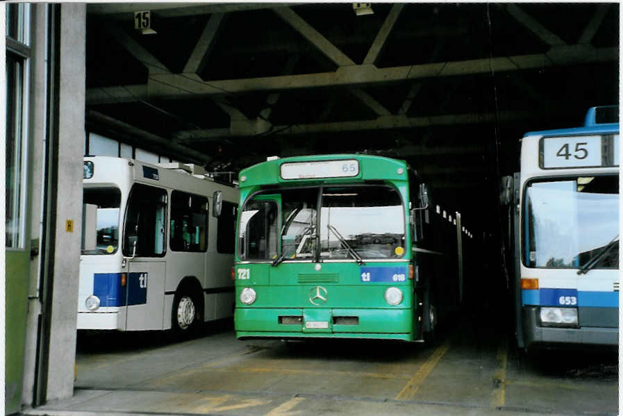 (087'719) - TL Lausanne (BVB 721) - Nr. 618/VD 362'773 - Mercedes/FHS am 26. Juli 2006 in Lausanne, Dpt Borde